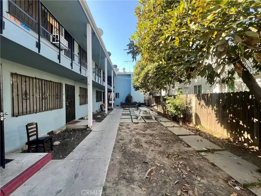 723 E 6th, Long Beach, CA 90802 - #2