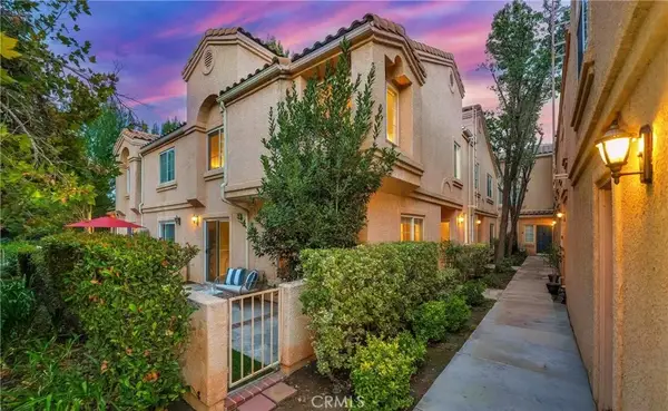 25112 Steinbeck Avenue #D, Stevenson Ranch, CA 91381