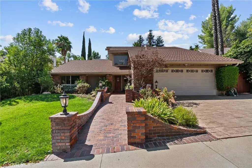 25451 Via Escovar, Valencia, CA 91355 - #1