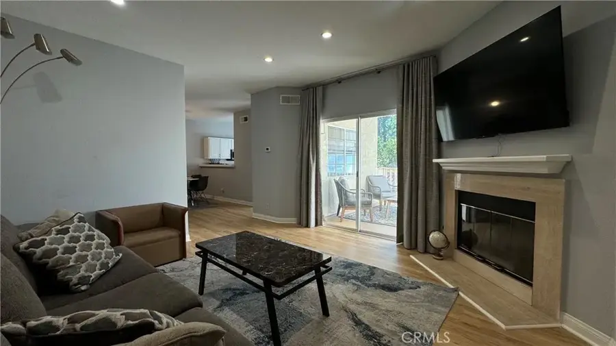 688 Indian Oak Lane #102, Oak Park, CA 91377 - #2