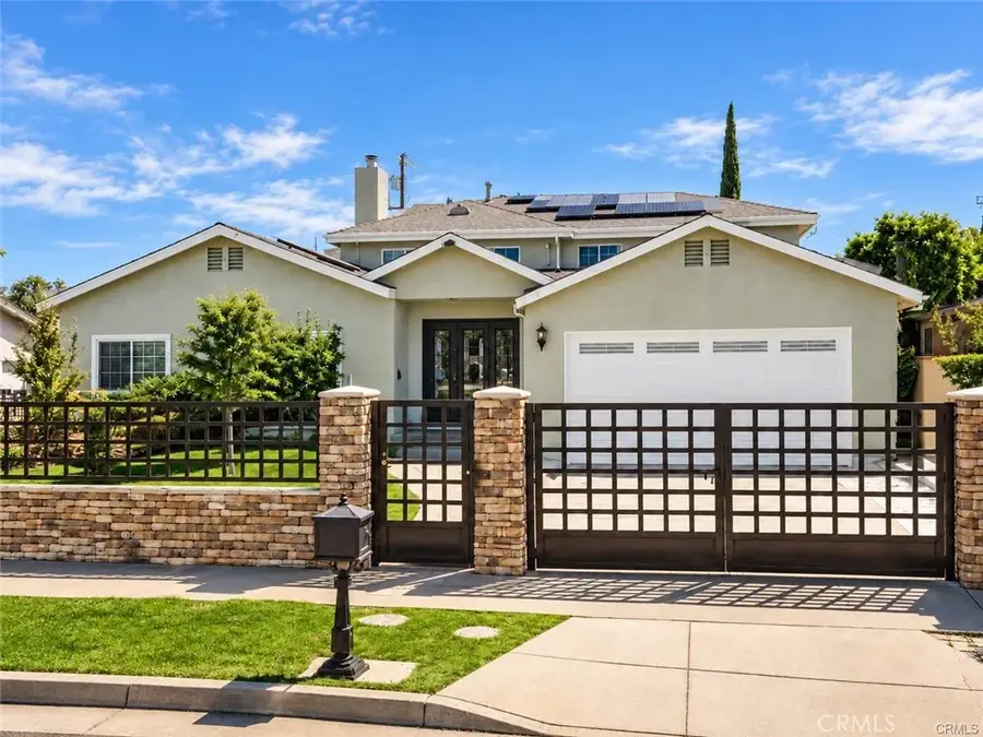 11138 Collett, Granada Hills, CA 91344 - #2