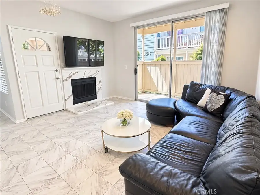 2456 Pleasant Way #A, Thousand Oaks, CA 91362 - #3