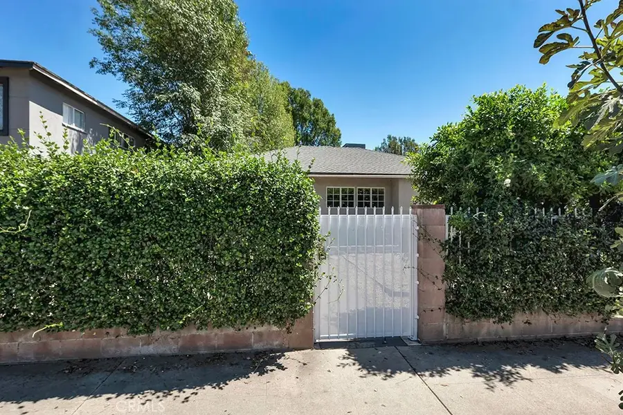 6056 Woodman Avenue, Van Nuys, CA 91401 - #2