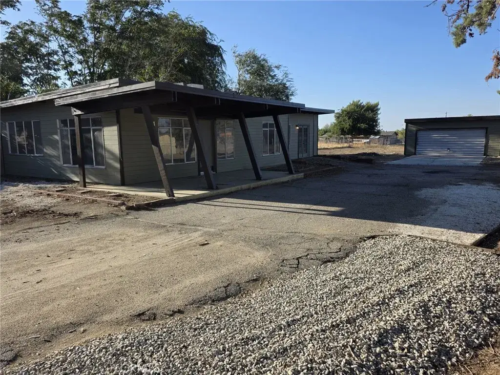 8955 E Avenue T12, Littlerock, CA 93543 - #1