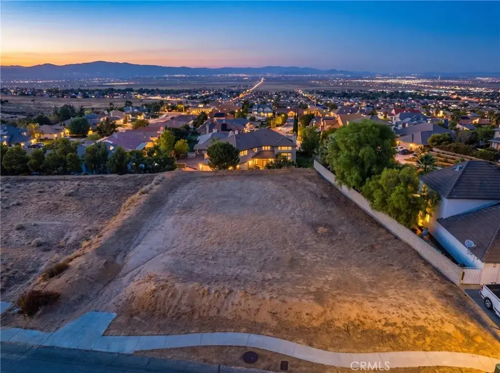 6831 Sycamore Ln, Quartz Hill, CA 93551 - #1
