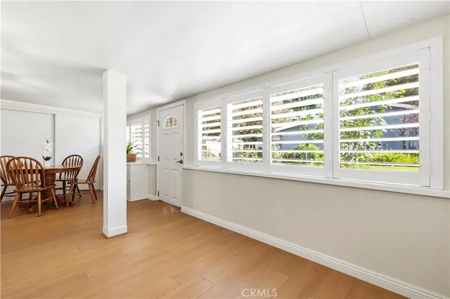 19204 Avenue Of The Oaks #B, Newhall, CA 91321 - #2