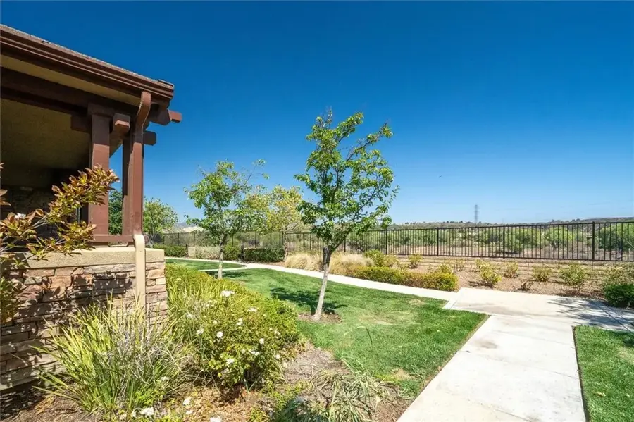 28600 Pietro Drive, Valencia, CA 91354 - #3