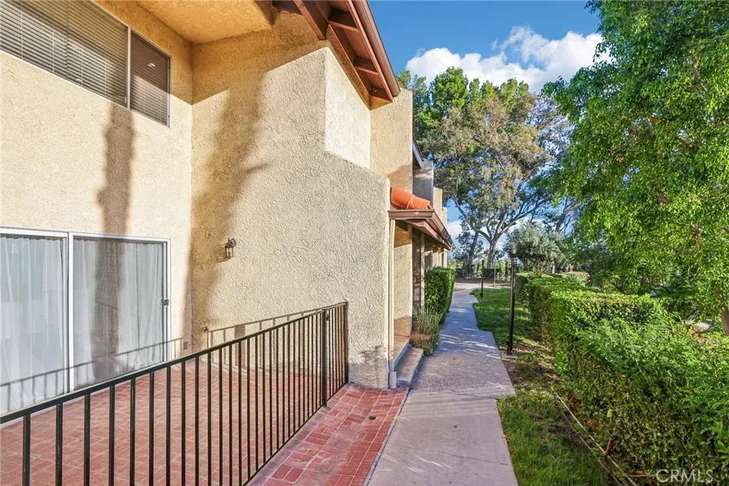 7718 Via Napoli #58, Burbank, CA 91504 - #1