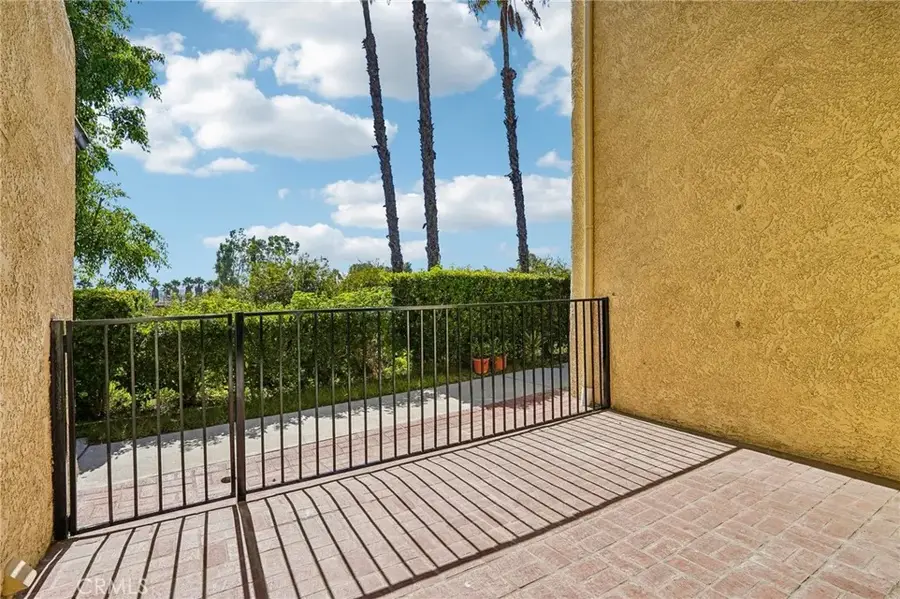 7718 Via Napoli #58, Burbank, CA 91504 - #3