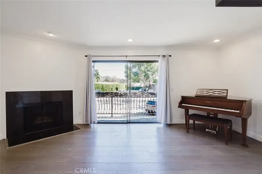 645 Balboa Avenue #1C, Glendale, CA 91206 - #2
