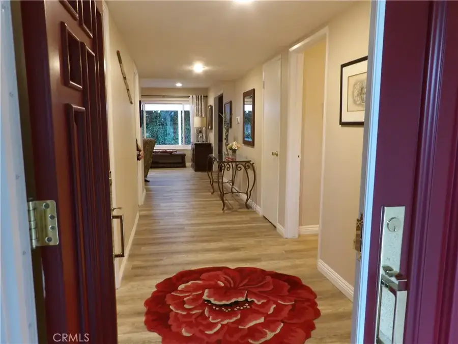 19260 Calahan Street, Northridge, CA 91324 - #2