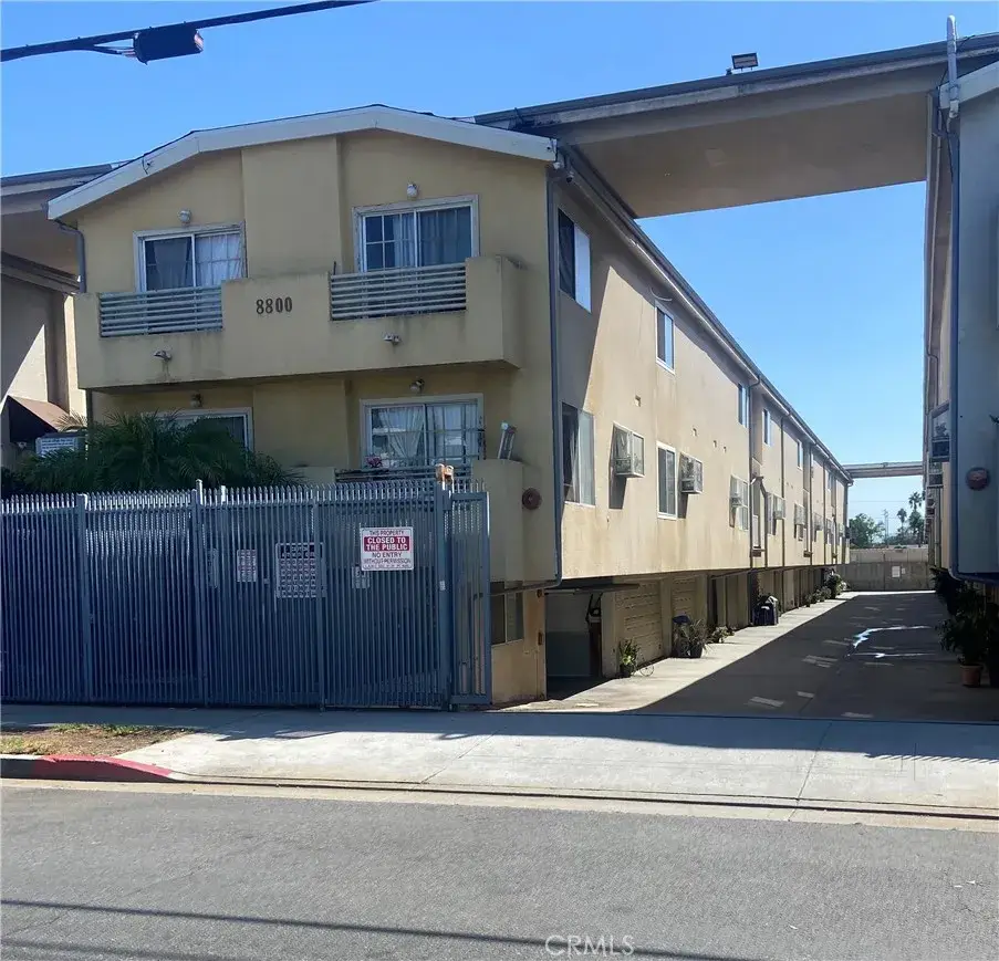 8800 Burnet #16, North Hills, CA 91343 - #1