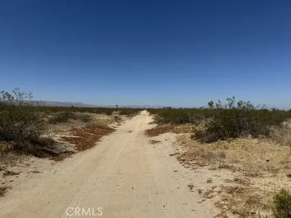 17700 E Ave T8, Palmdale, CA 93591