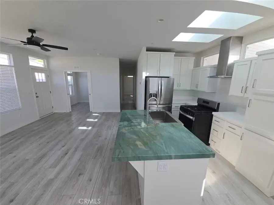 1 Heather, Northridge, CA 91324 - #3