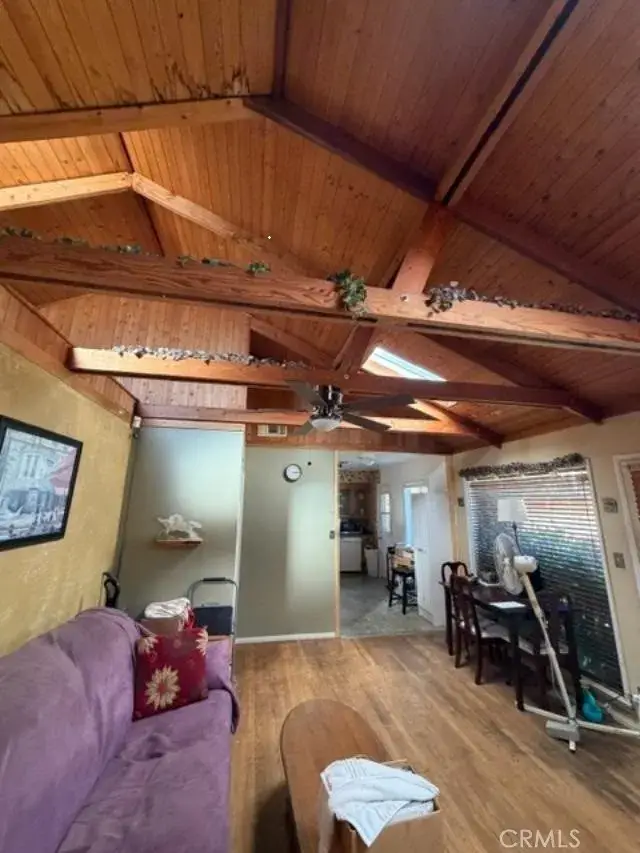 7300 Oak Park, Lake Balboa, CA 91406 - #3