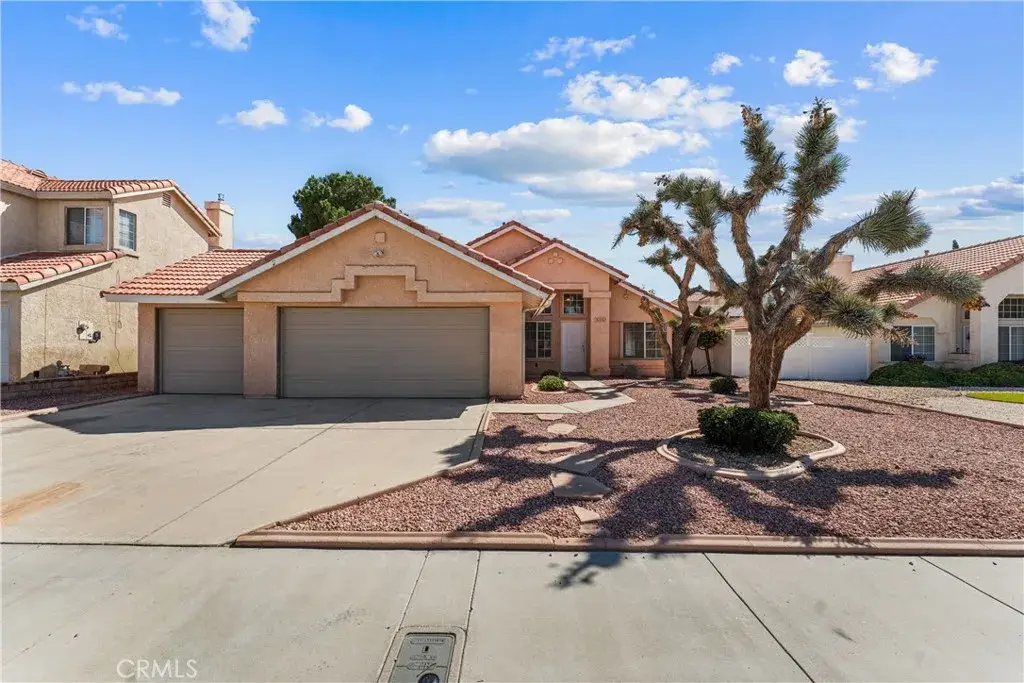 5546 Laurel Avenue, Palmdale, CA 93552 - #1