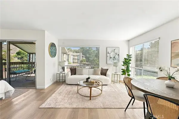 290 Sequoia Court #36, Thousand Oaks, CA 91360