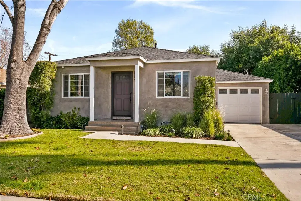 5774 Bertrand, Encino, CA 91316 - #1