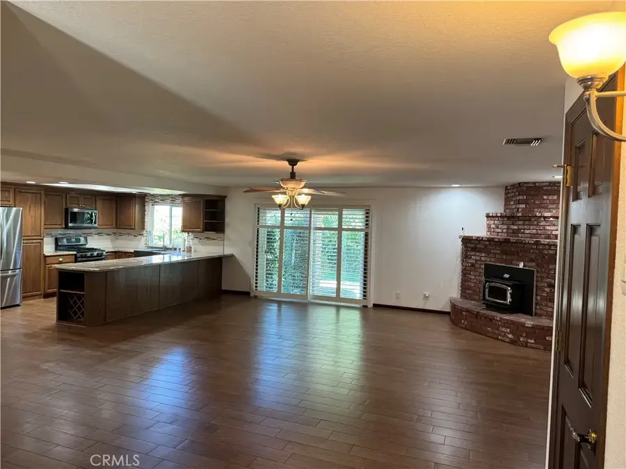 5837 W Avenue M2, Quartz Hill, CA 93536 - #2