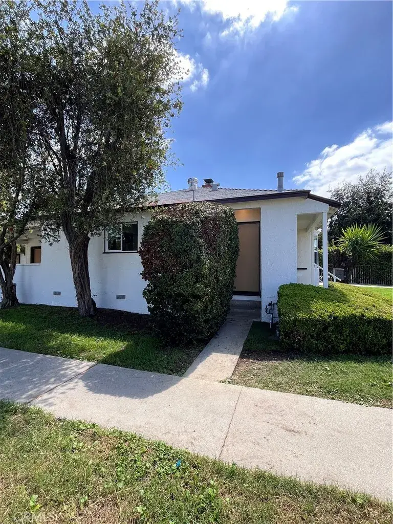 6724 Wynne Avenue, Reseda, CA 91335 - #2