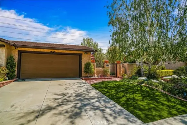 25628 Alicante, Valencia, CA 91355