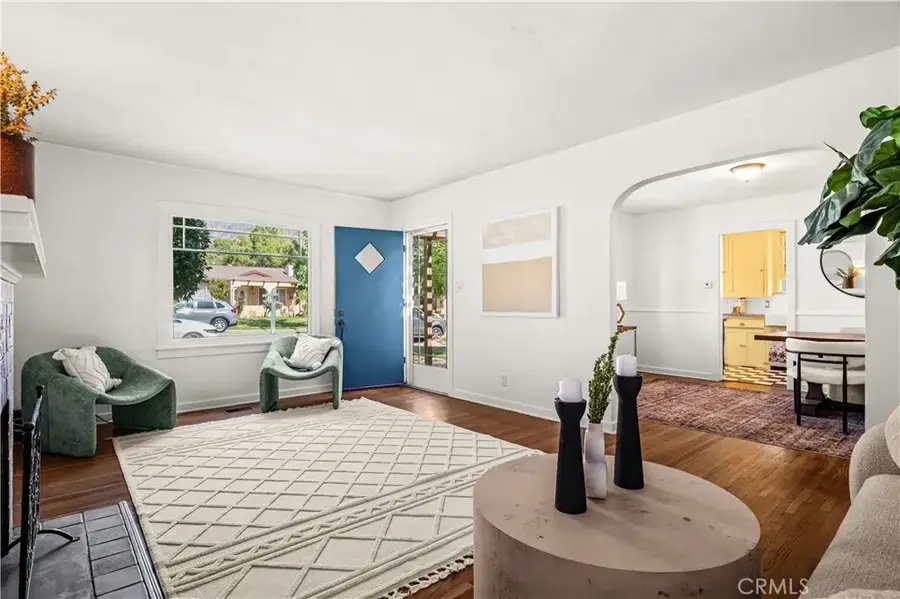 2024 Beverly, Pasadena, CA 91104 - #3