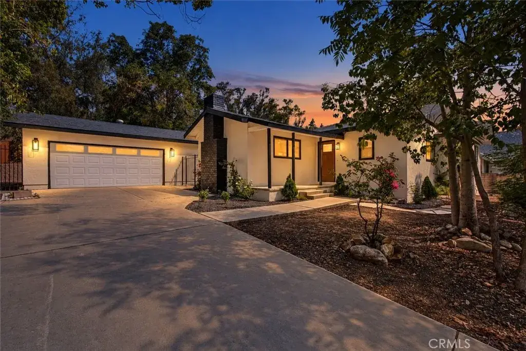 403 W 5th, San Dimas, CA 91773 - #1
