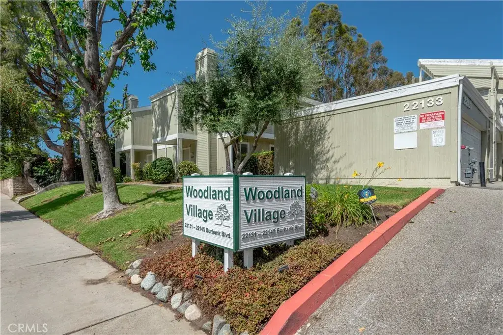 22139 Burbank Boulevard #7, Woodland Hills, CA 91367 - #1