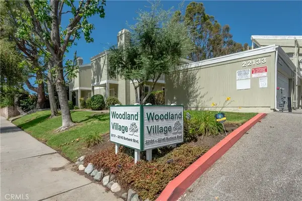 22139 Burbank Boulevard #7, Woodland Hills, CA 91367
