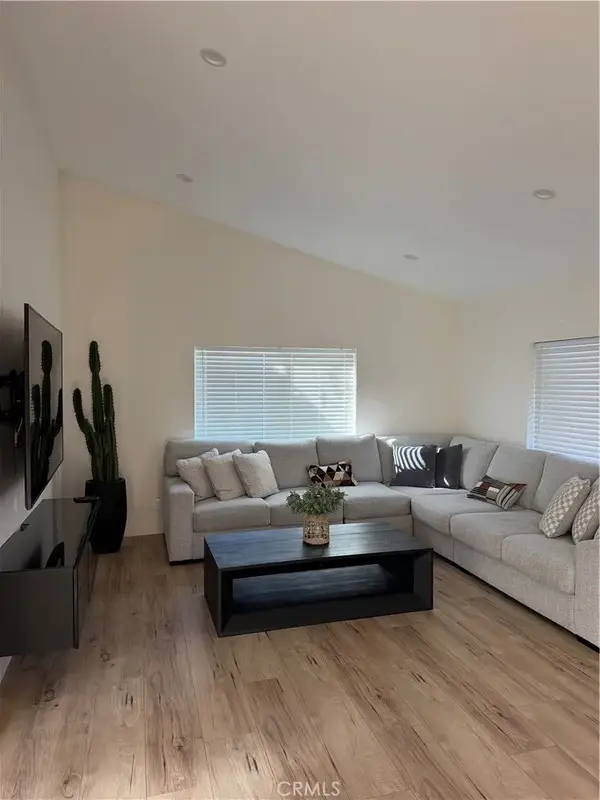 23167 Valerio, West Hills, CA 91307