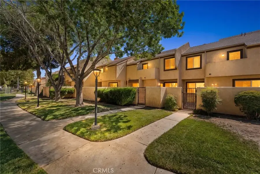 1830 E Avenue J2 #3, Lancaster, CA 93535 - #2
