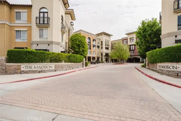 24505 Town Center Drive #7205, Valencia, CA 91355