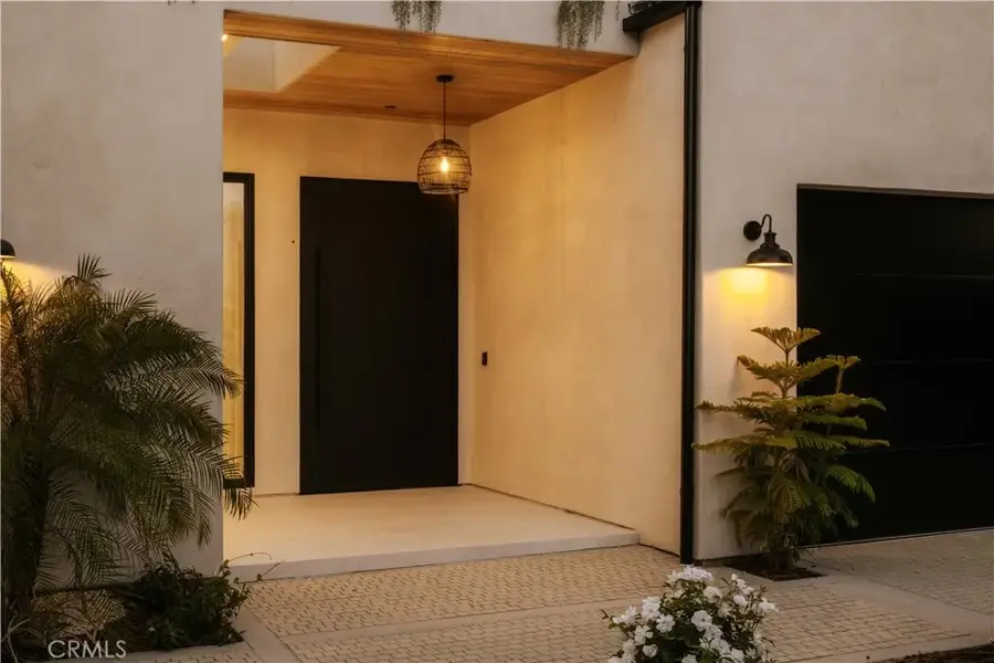 14755 Hesby Street, Sherman Oaks, CA 91403 - #3