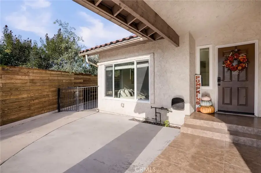 10110 Sunland Boulevard, Shadow Hills, CA 91040 - #3