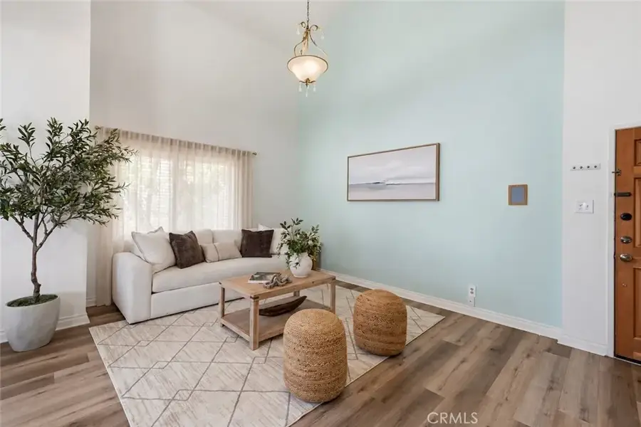 18433 Hatteras #507, Tarzana, CA 91356 - #3
