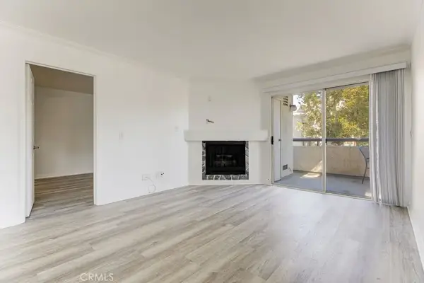 5515 Canoga Ave #105, Woodland Hills, CA 91367