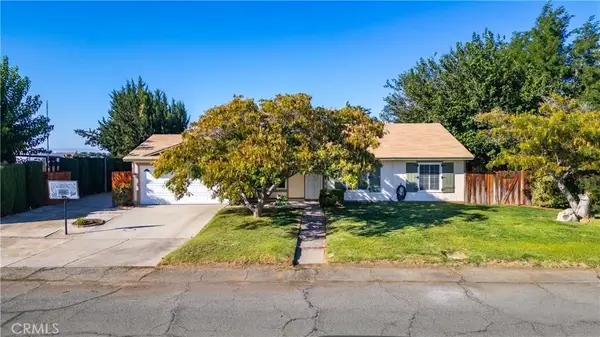 17247 Mossdale, Lancaster, CA 93535