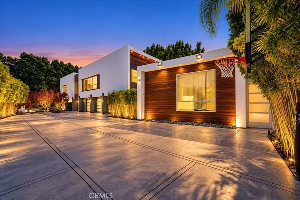 4757 White Oak Avenue, Encino, CA 91316