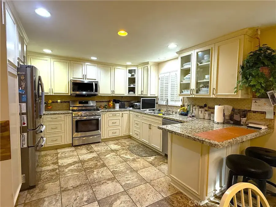 7610 Canby, Reseda, CA 91335 - #2