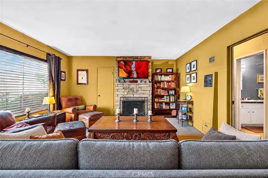 4768 Topanga Canyon Boulevard, Woodland Hills, CA 91364 - #3