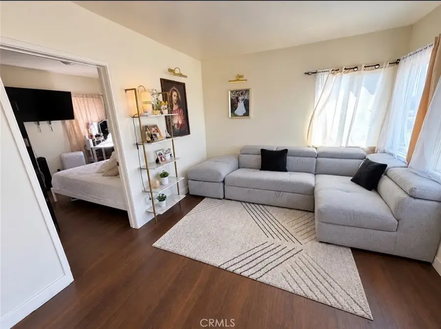 9504 Otis, South Gate, CA 90280 - #3