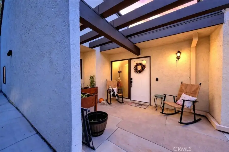 56 Glenflow Court, Glendale, CA 91206 - #2