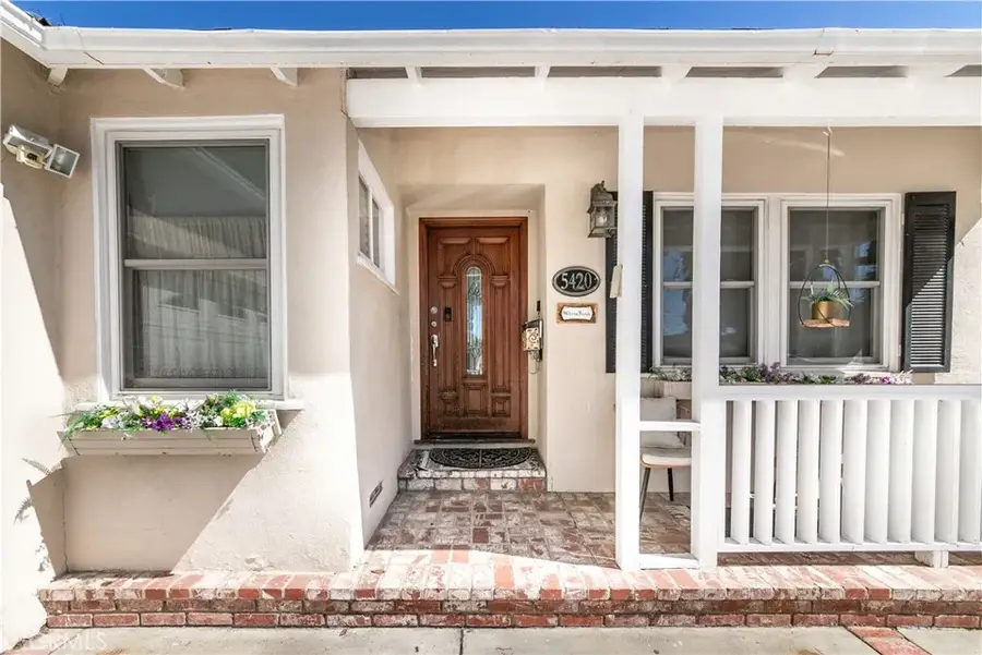 5420 Columbus Avenue, Sherman Oaks, CA 91411 - #2