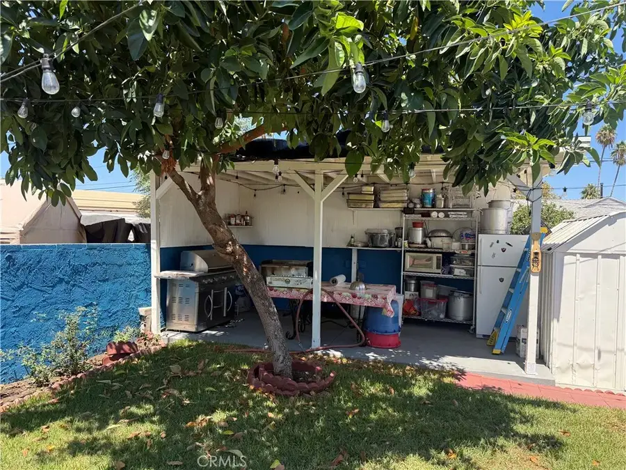 8201 Yarmouth Avenue, Reseda, CA 91335 - #3