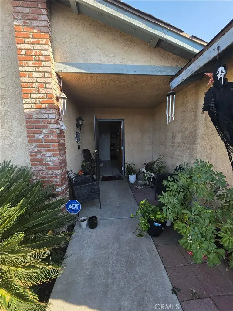 4705 Millbrook, Bakersfield, CA 93313 - #2