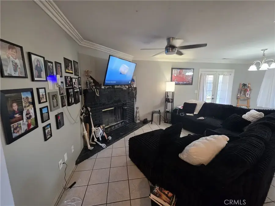 4705 Millbrook, Bakersfield, CA 93313 - #3