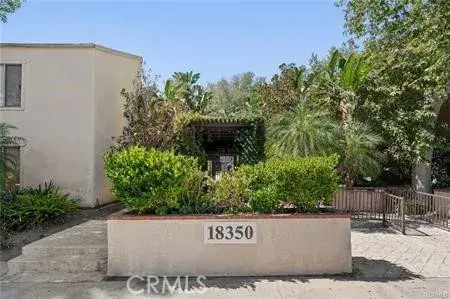 18350 Hatteras, Tarzana, CA 91356