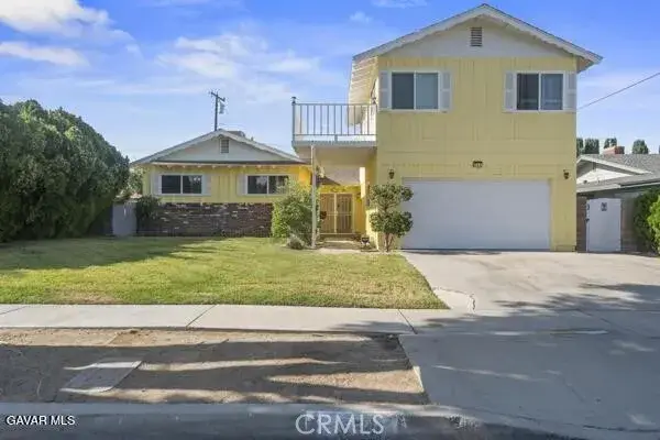 554 W Avenue J-11, Lancaster, CA 93534 - #2