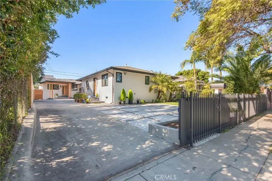 3007-3009 S Hobart Boulevard, Los Angeles, CA 90018 - #2