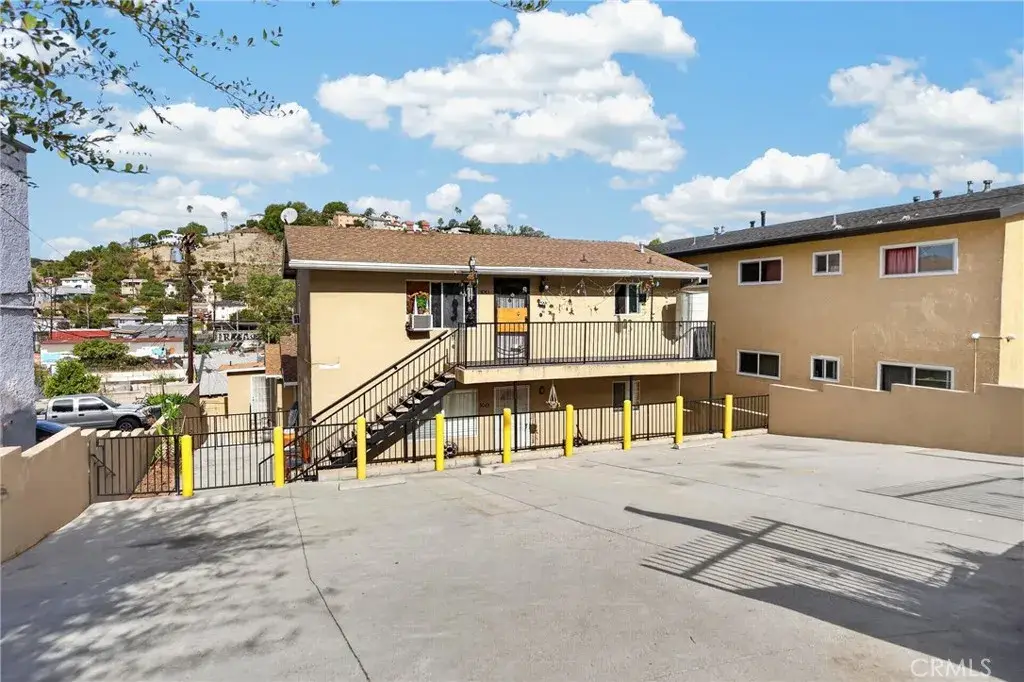 5043 Borland Rd, Los Angeles, CA 90032 - #1